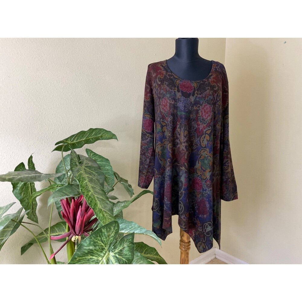 Soft Surroundings muted multi color Floral signature soft Knit Tunic Top PL